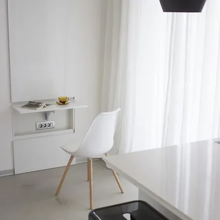 Studio Leger Apartment